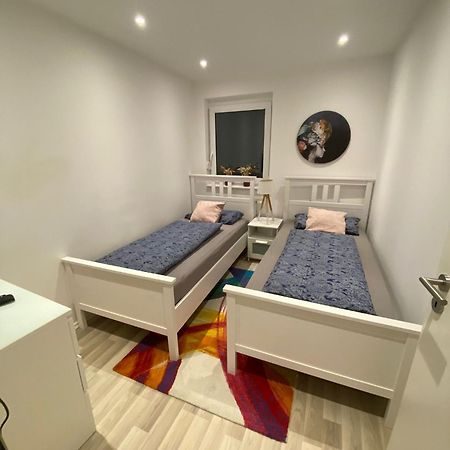 Schoen, Praktisch & Zentrale Lage Bergrheinfeld Dış mekan fotoğraf