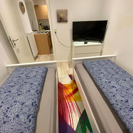 Schoen, Praktisch & Zentrale Lage Bergrheinfeld Dış mekan fotoğraf
